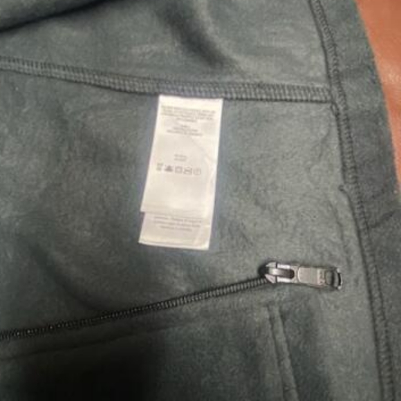 Columbia Fleece Vest size medium - Picture 4 of 4